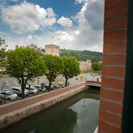 Tricamere In Soave