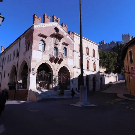Tricamere In Soave Soave (Verona)