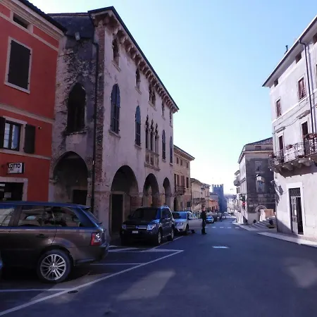 Tricamere In Soave